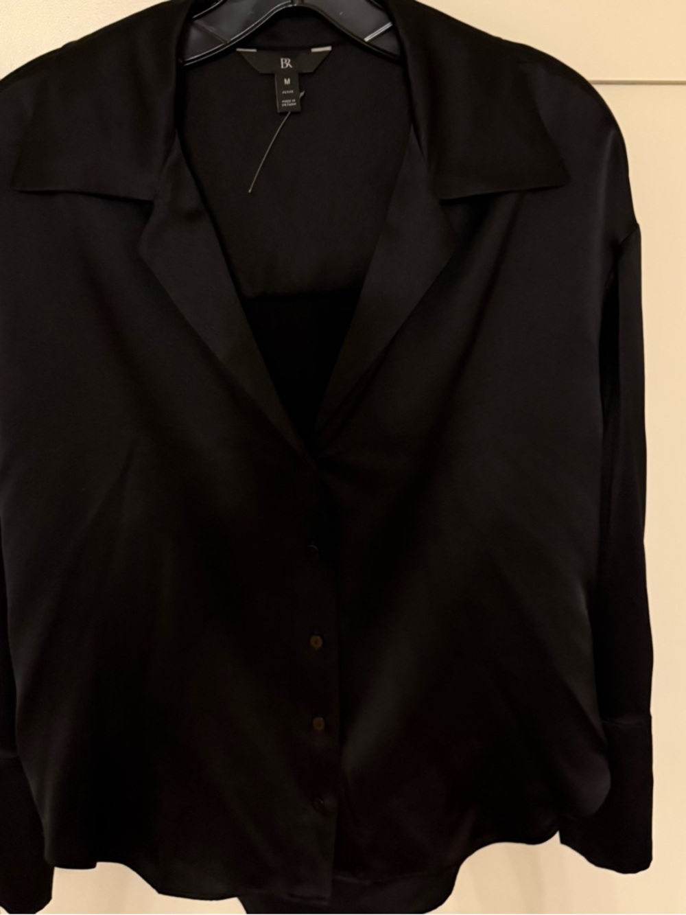 Banana Republic Black bliss resort 100% silk Button-Up Blouse - Picture 5 of 6